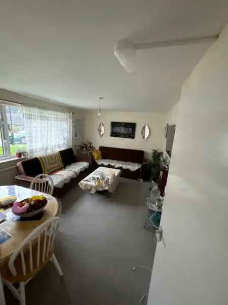 Flat For Rent in Knaresborough, England