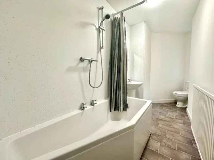 4 Bedroom Flat to Rent Near Glasgow University