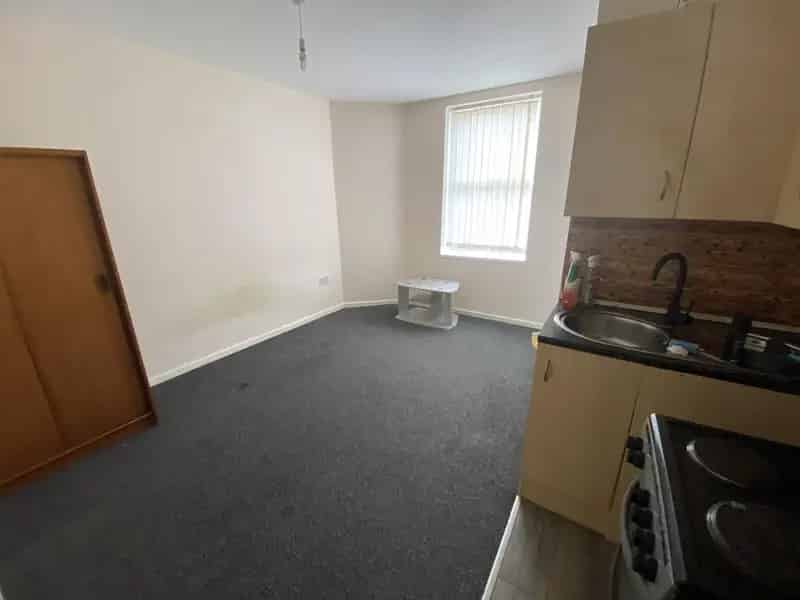 Studio to Rent