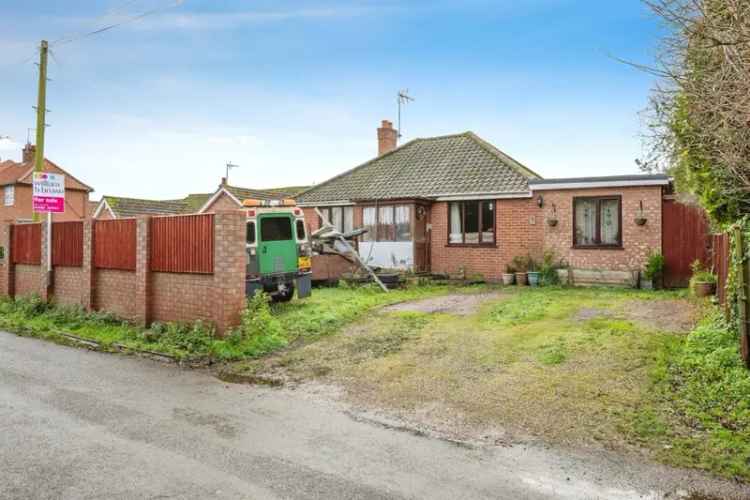 Three Bedroom Detached Bungalow with Granny Annex Ormesby