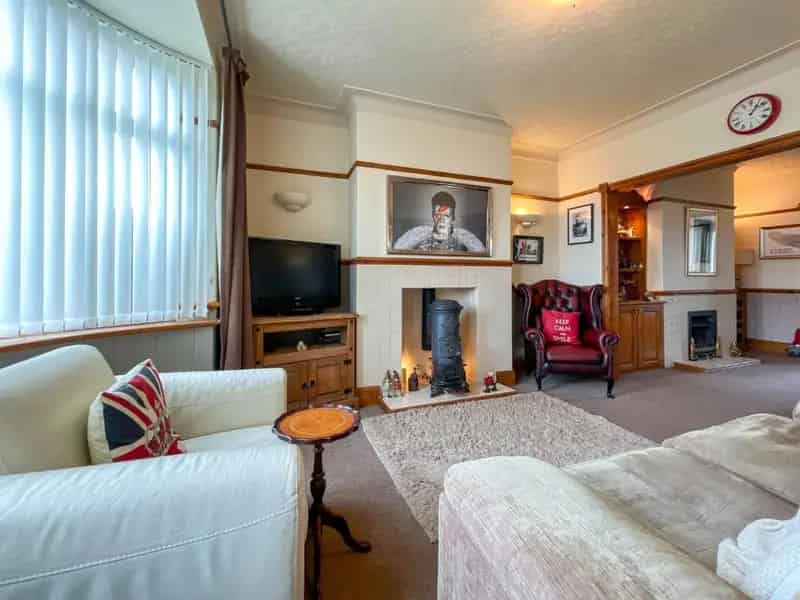 3 Bedroom House For Sale Near Woodkirk High School