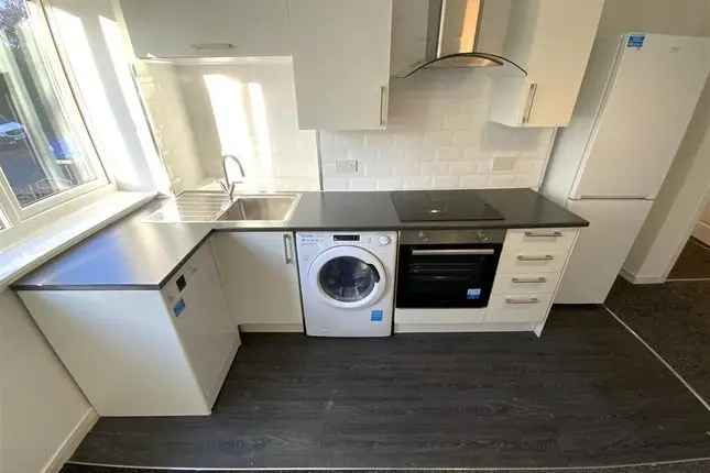 Flat to rent in Sandaig Road, Barlanark, Glasgow G33