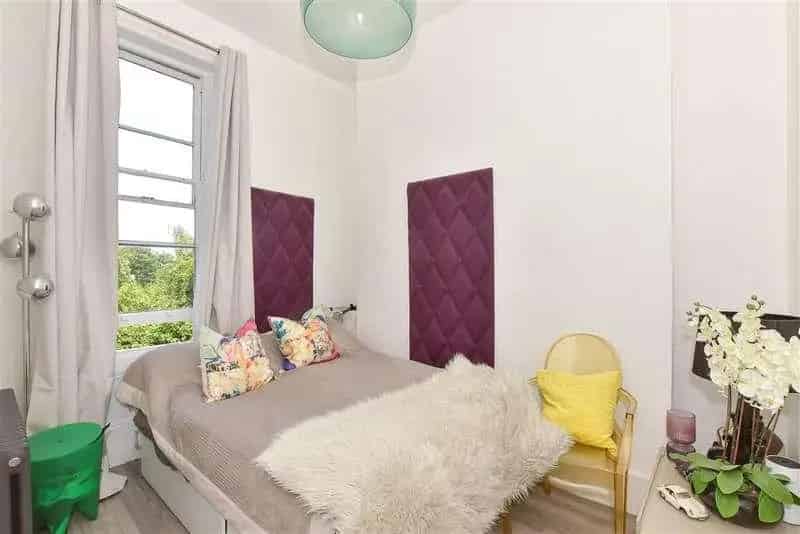 3 Bed Flat for Sale Stunning First Floor Apartment