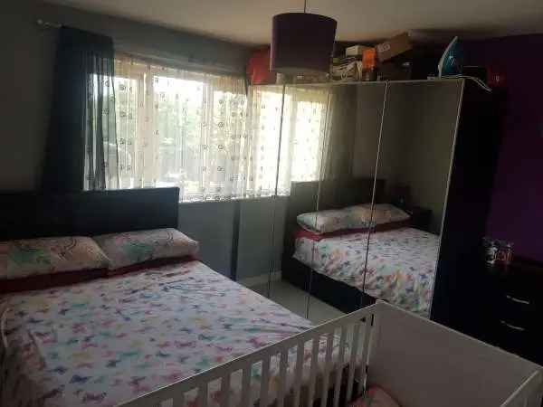 2 Bedroom Flat Exchange - Edmonton - Near Ikea
