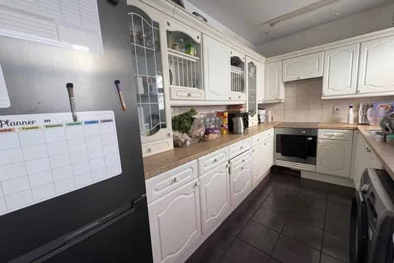 3 Bedroom House For Rent Near Town Centre