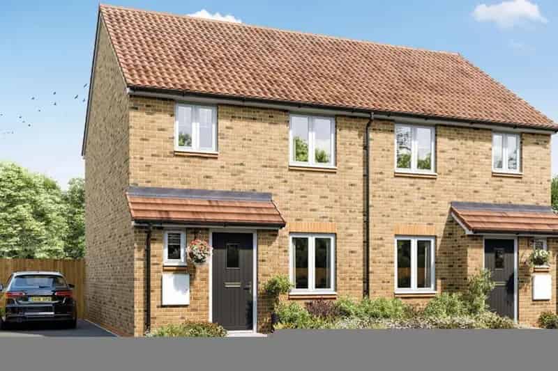 3 Bedroom Semi-Detached House For Sale