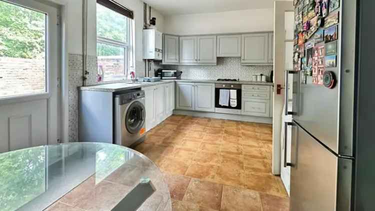 2 Bedroom House for Sale Near Amenities