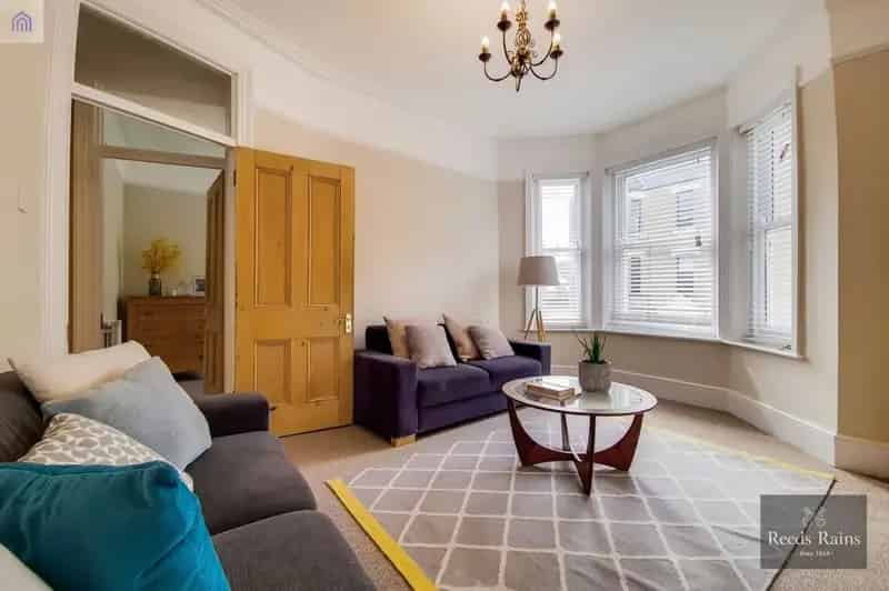 2 Bedroom Flat to Rent London SW9