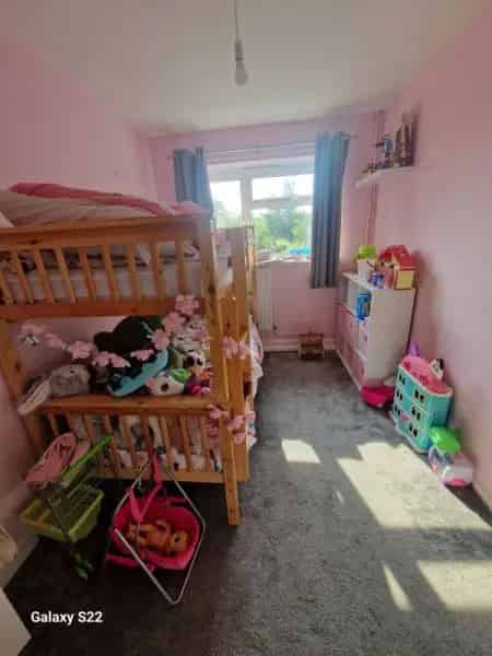 Spacious Family Home Near Lewes - 3 Year Old Kitchen and Bathroom