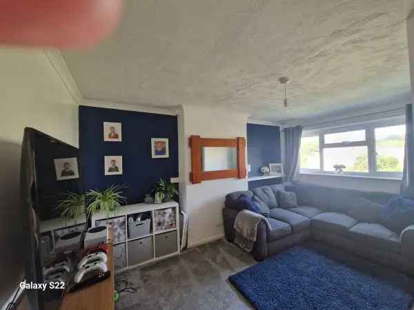 Flat For Rent in Rother, England