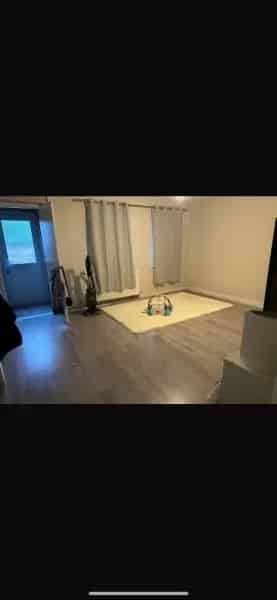 2 Double Bedroom House with Ample Storage and Large Kitchen Diner