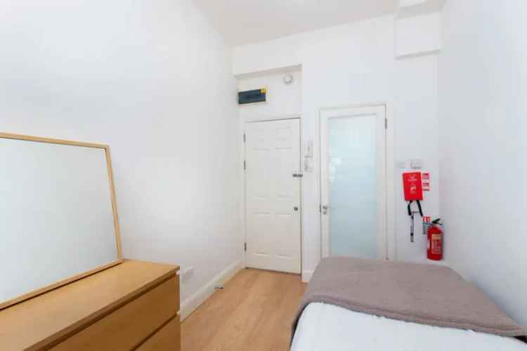 Flat To Rent Available Now