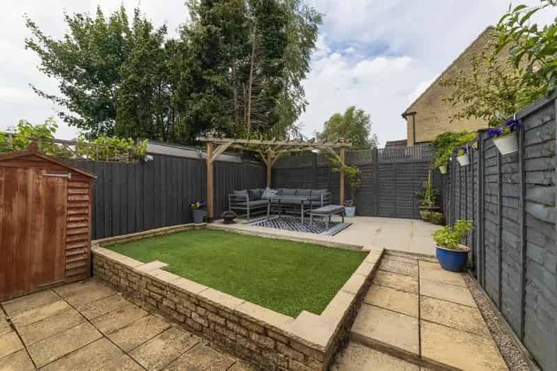 4 Bedroom Semi Detached House for Sale in South Cerney
