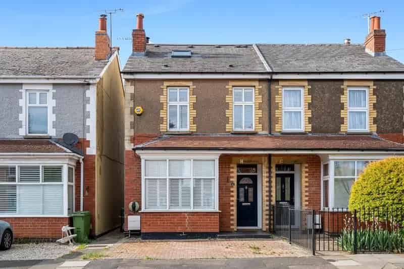 3 Bedroom Semi Detached House For Sale