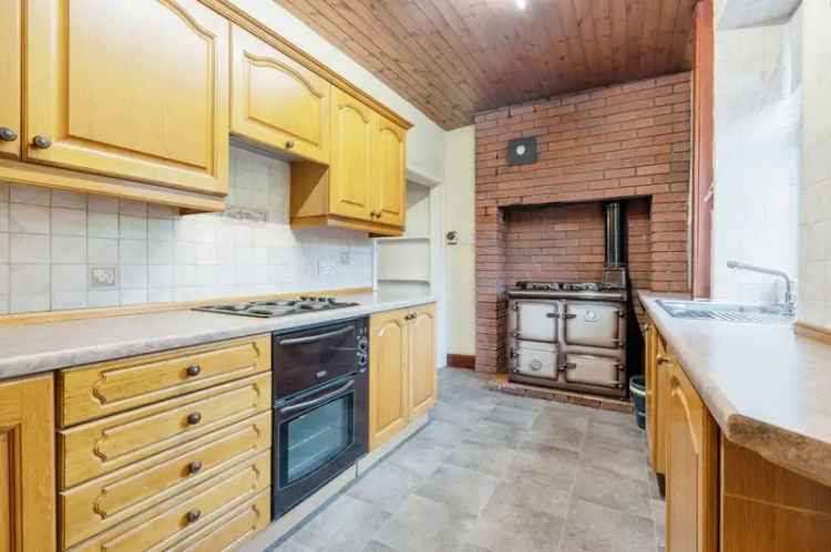 2 Bedroom Mid Terrace House for Sale