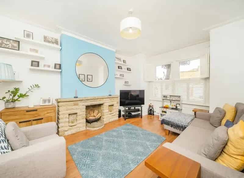 3 Double Bedroom Maisonette Tooting High Street
