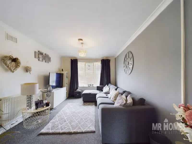 1 Bedroom Flat for Sale in Cardiff