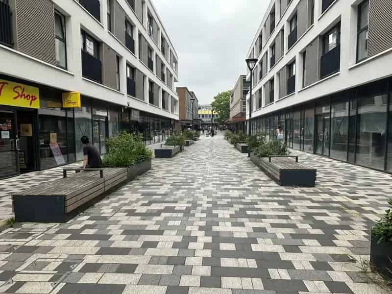 Mulberry House Retail Units Town Centre