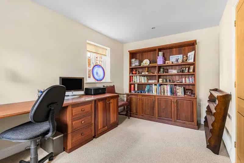 4 Bed Detached House for Sale