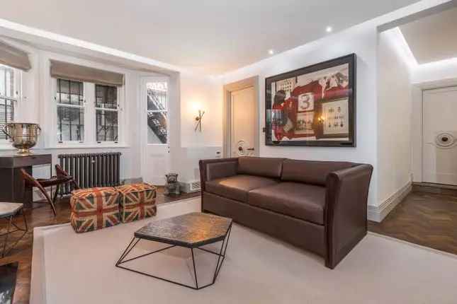 Flat to rent in North Audley Street, Mayfair, London W1K, United Kingdom