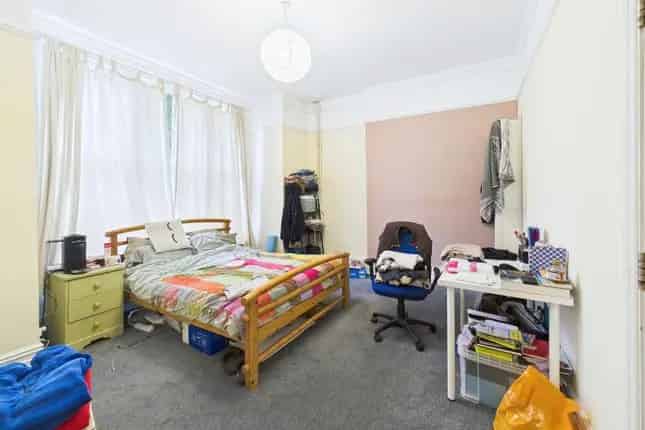 9-Bedroom HMO Investment Property for Sale