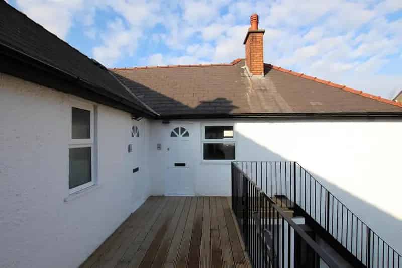 2 Bedroom Apartment to Rent