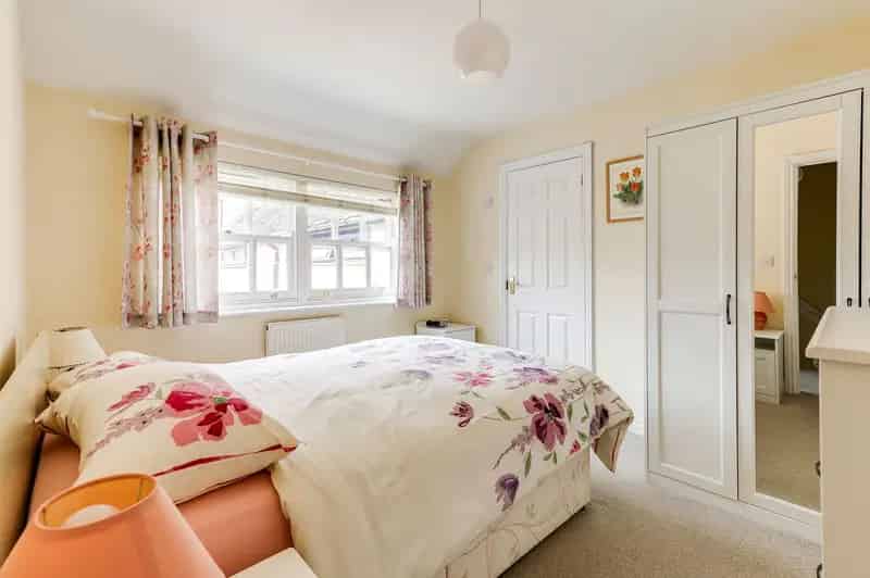 3 Bedroom Cottage Great Dunmow Town Centre