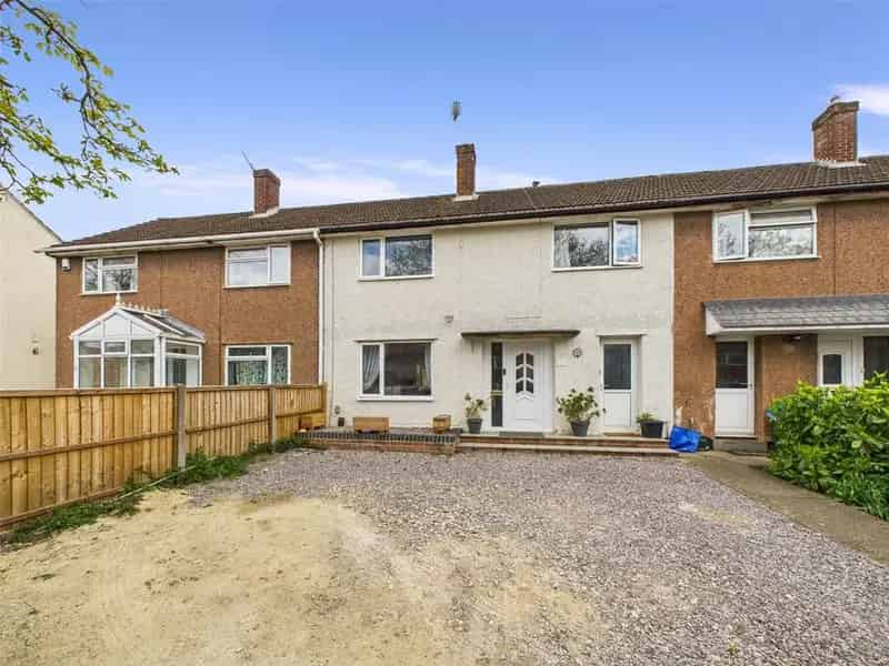 3 bedroom terraced house for sale