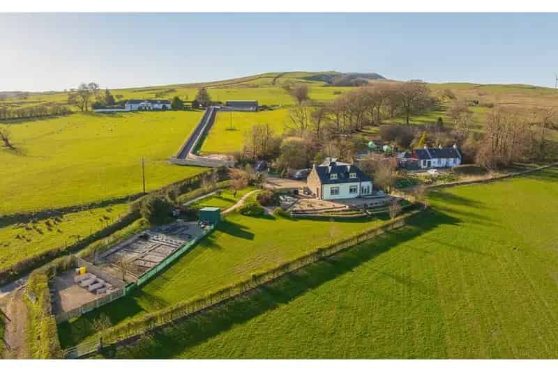 4 Bed Detached House with Panoramic Views