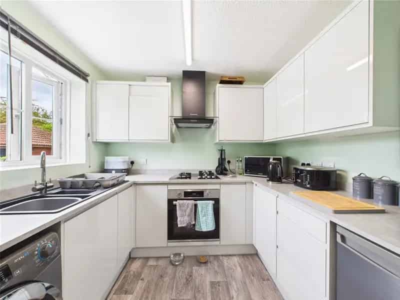 2 Bedroom End of Terrace House for Sale