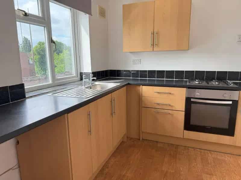 3 Bedroom Flat to Rent