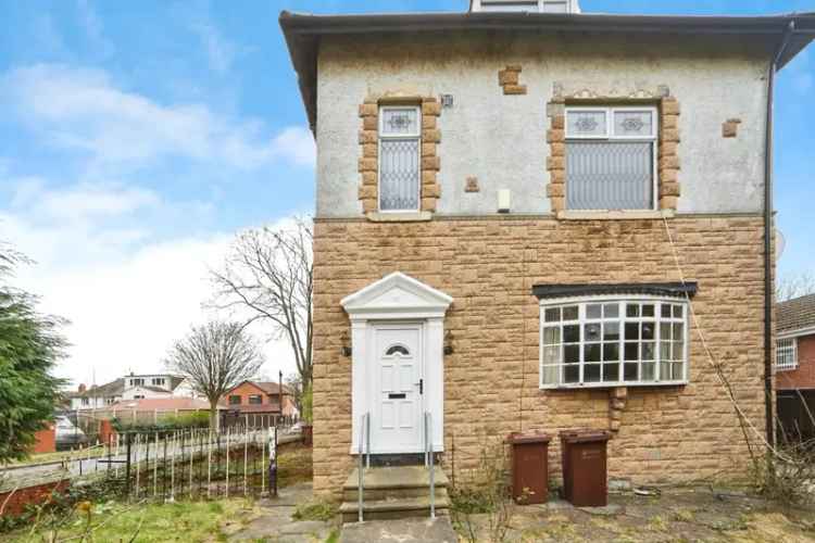 Six Bedroom Detached House LS8 - Large Garden Ample Parking