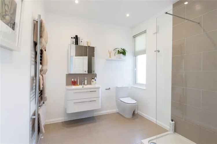 4 Bedroom House Southfields London