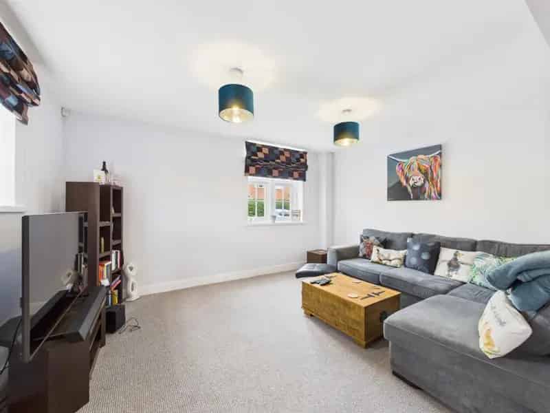 3 Bedroom 3 Storey House For Sale Brant Broughton