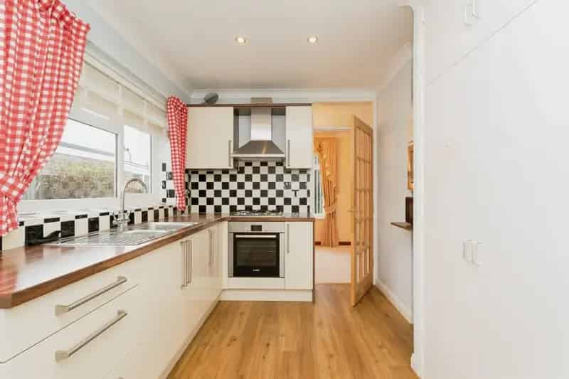 Detached Bungalow in Cromer - No Onward Chain