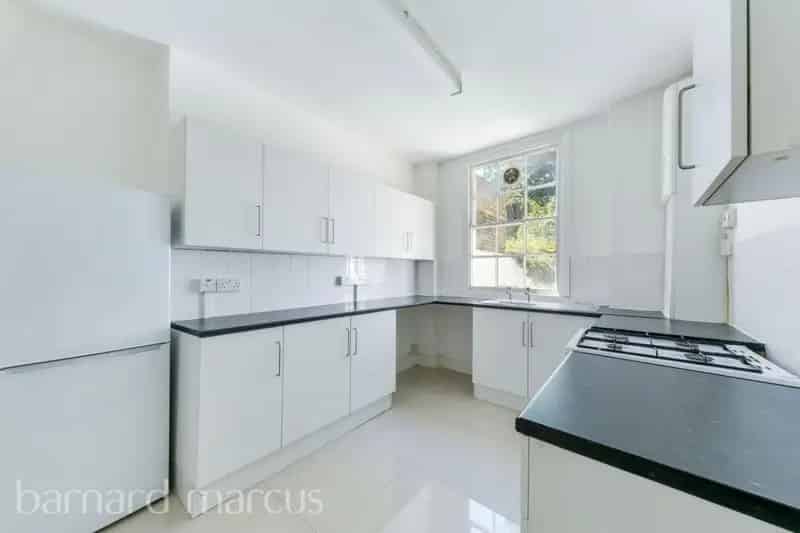 4 Double Bedroom House Near Elephant Castle - Zero Deposit Available