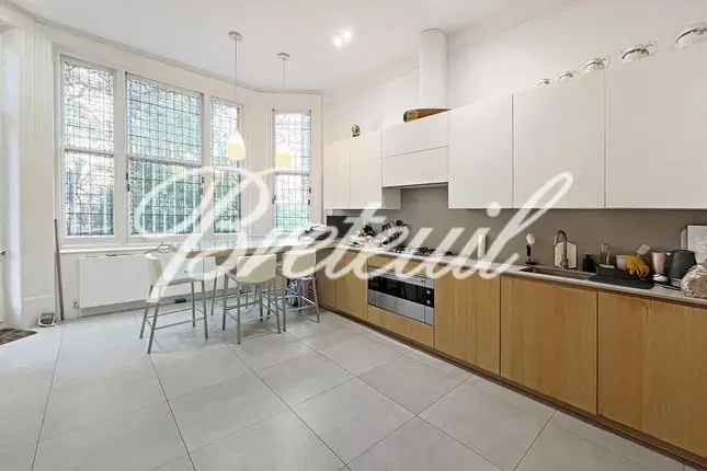 Maisonette to rent in Bina Gardens, London SW5