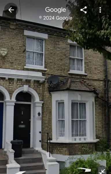 Victorian Maisonette near Goldhawk Road and Uxbridge Road