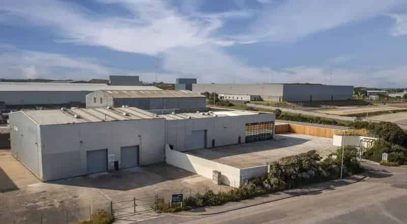 Warehouse Units For Lease Two Interconnected Units Available
