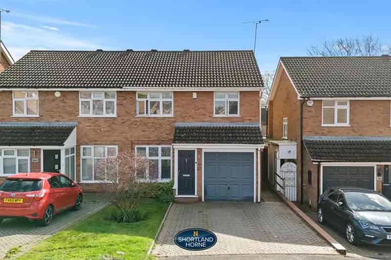 3 Bedroom Semi-Detached House for Sale