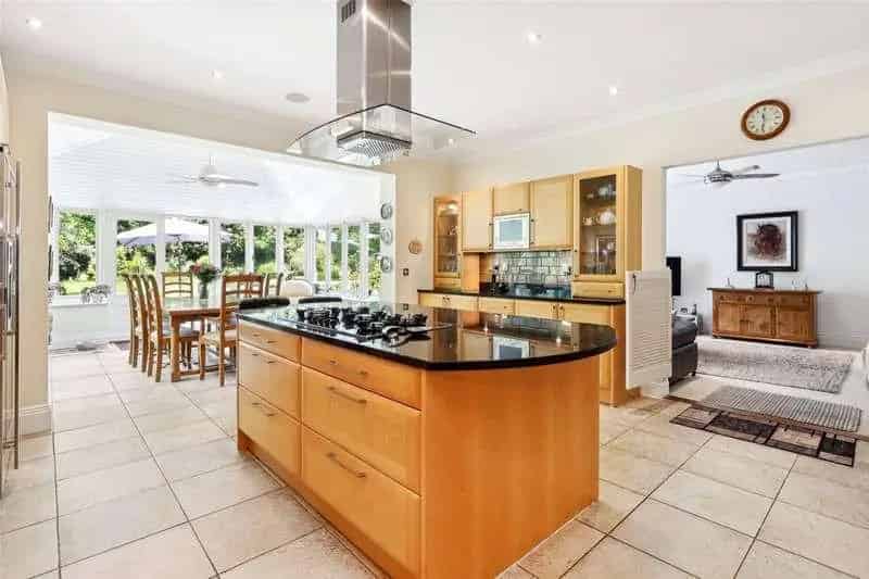 6 Bed House for Sale Oxshott