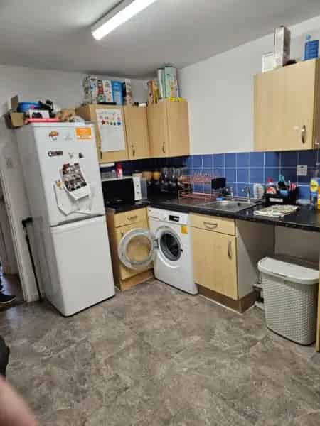 3 Bed House Potential 4 Bed Cadbury Heath Large Garden Parking
