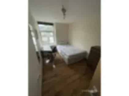 9 Bedroom Student Flat Cardiff Modern Spacious Amenities