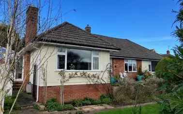 Bungalow For Sale in Taunton, England