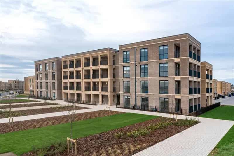 2 Bedroom Apartment to Rent in Trumpington Meadows Cambridge