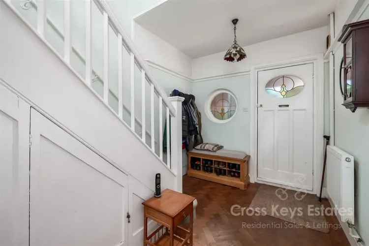 3 Bedroom Semi Detached House Plymouth