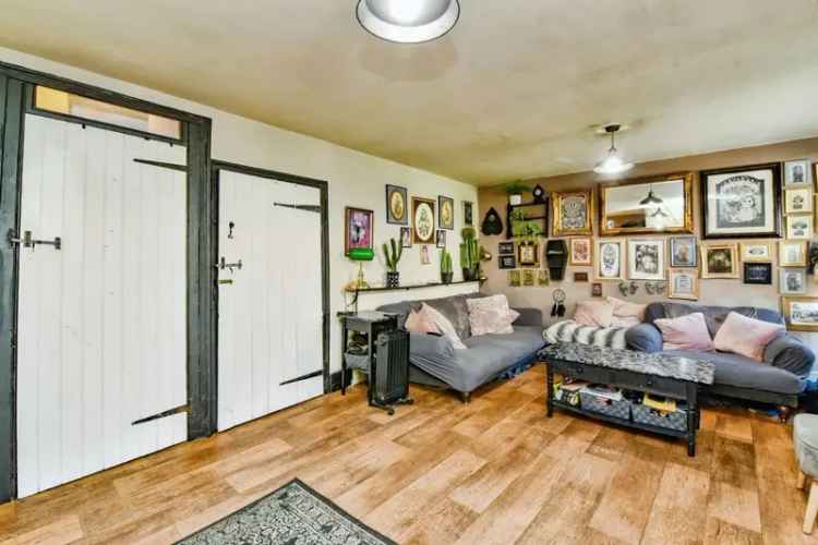4 Bedroom Family Home with Garden and Basement Storage