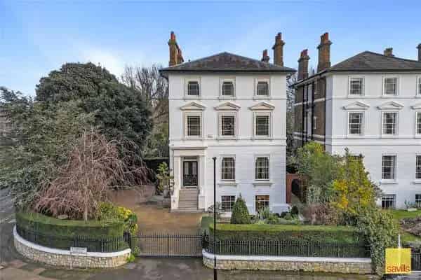Stunning Six Bedroom Family Home in Blackheath with Breathtaking Views
