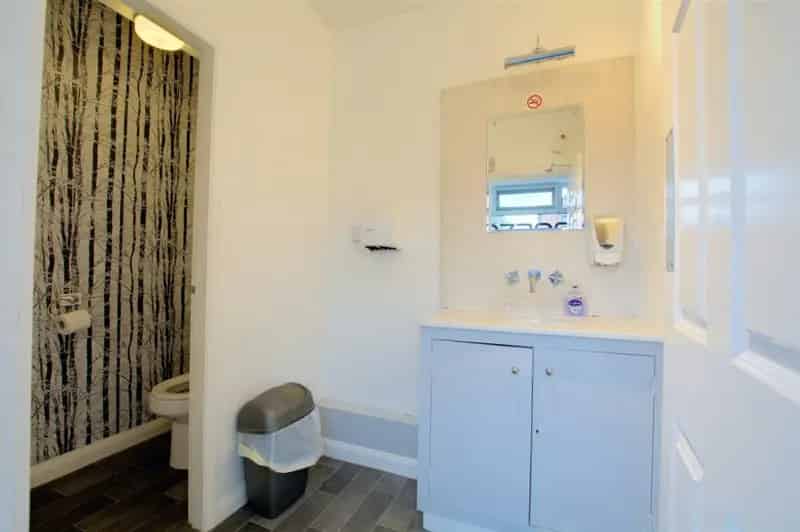 Freehold Commercial Investment Stapleford Town Centre Restaurant Bistro Studio
