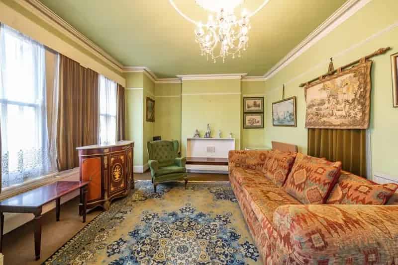 5 Bedroom Victorian Family Home Clapham High Street